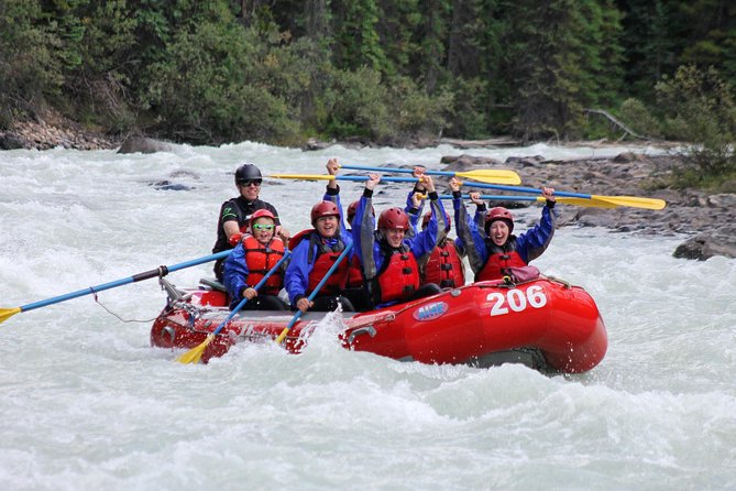 Sunwapta Whitewater Rafting Challenge